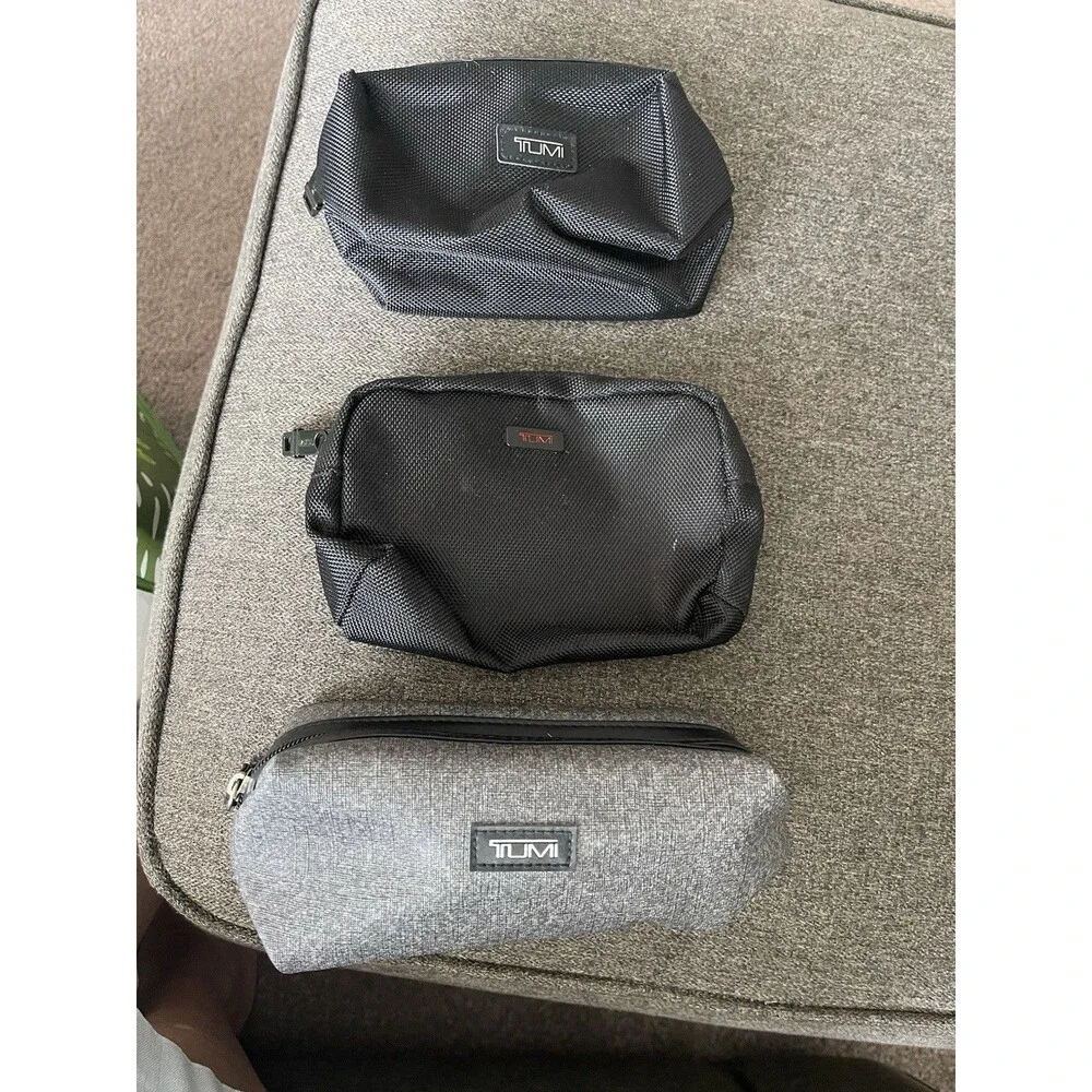 TUMI Lot of 3 Travel Toiletry Kit Dopp Bags. GREAT CONDITION !!! CLEAN !!!